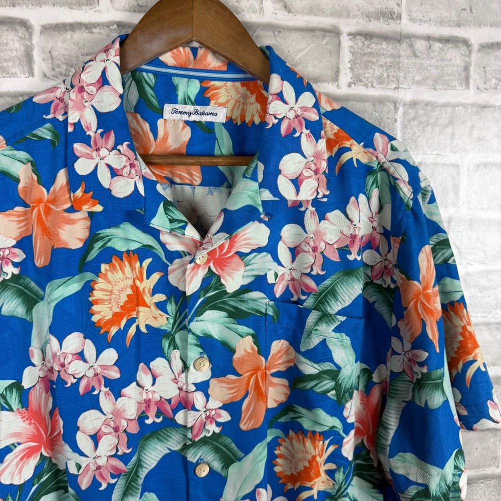 Tommy Bahama Mens Large Silk Blend Tropical Floral Short Sleeve Camp Shirt Blue